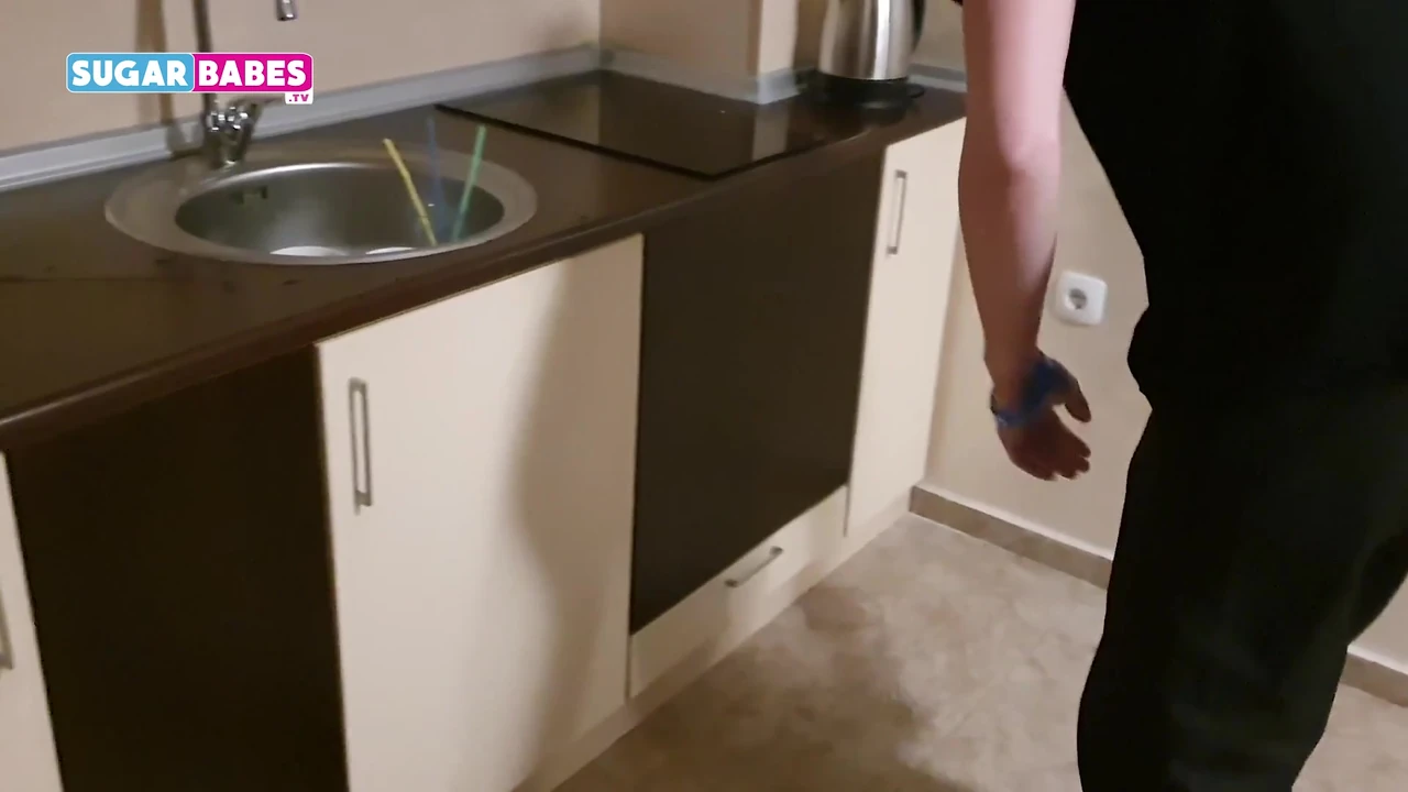 MIDGET PORN – SUGARBABESTV